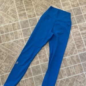 P’tula Alainah || 26”